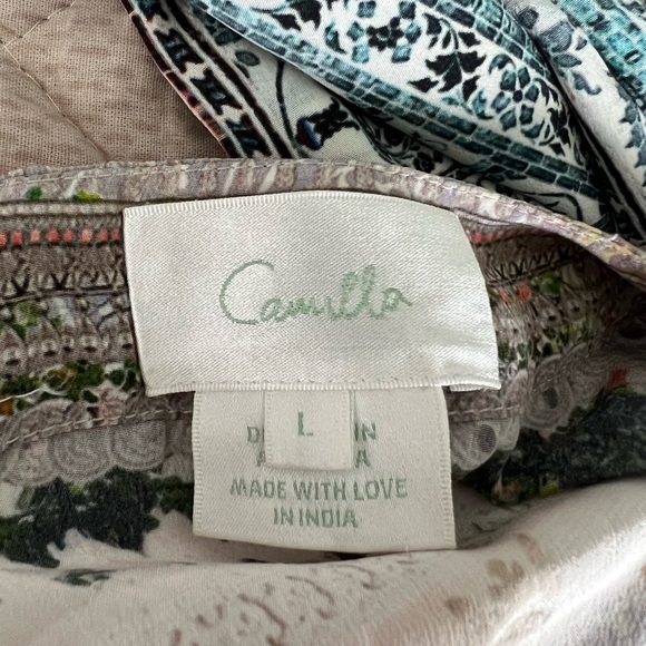 Camilla with love dress or top - Picture 3 of 4